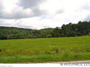 9 Ogden Rd, Waynesville, NC 28786