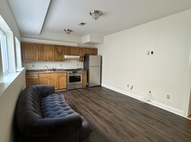 183 Brighton St, Staten Island, NY