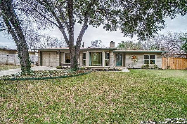 1st image of 141 Harriet Dr