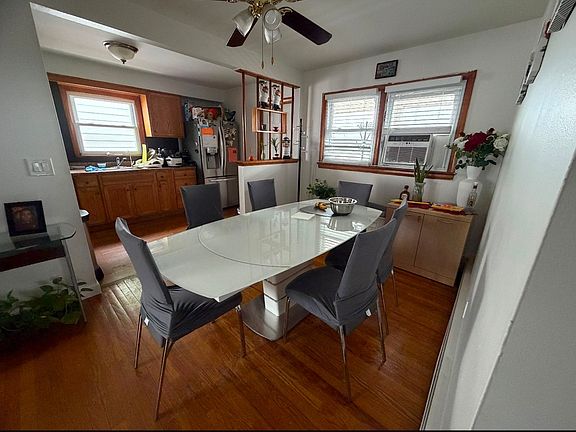 4th image of 243-245 E 25th St #2