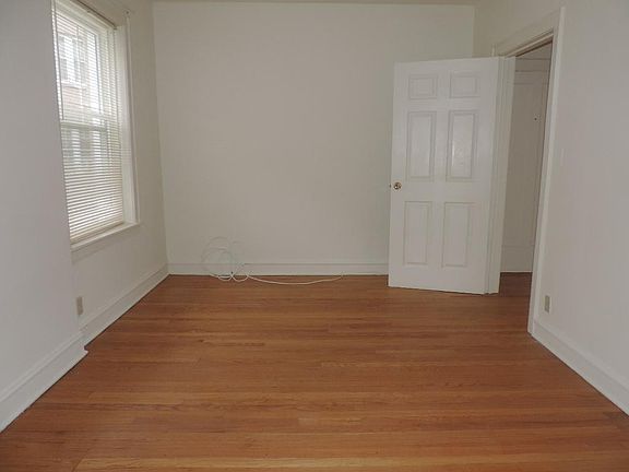 5th image of 2544 Prairie Ave #3f5267e24