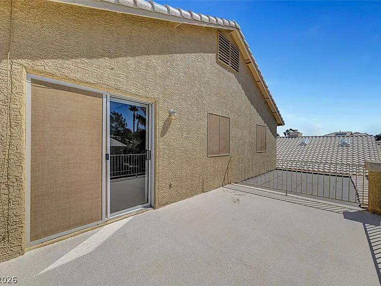 2525 Huber Heights Dr — Photo 55