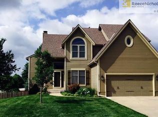 2312 SW 10th Ter, Lees Summit, MO 64081