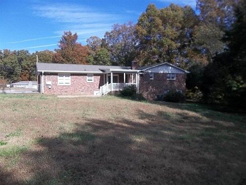 3rd image of 208 High Dr
