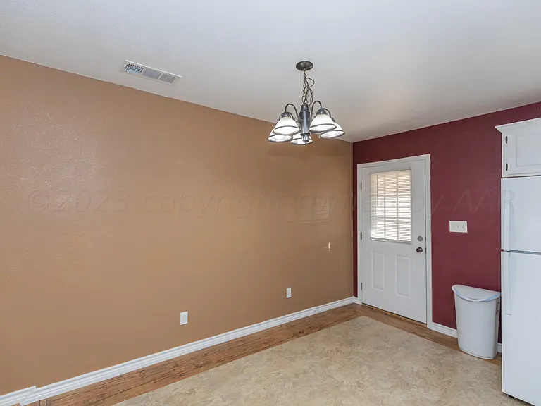 14275 S FM 1541 — Photo 11