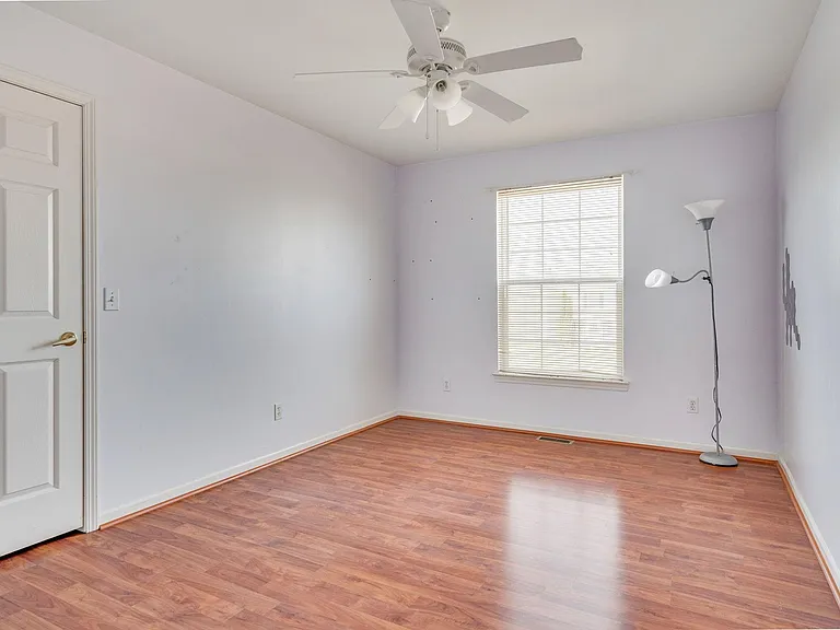 14864 Liri Dr — Photo 22