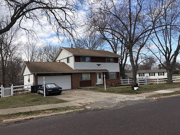 2nd image of 1729 Saint Clair Dr