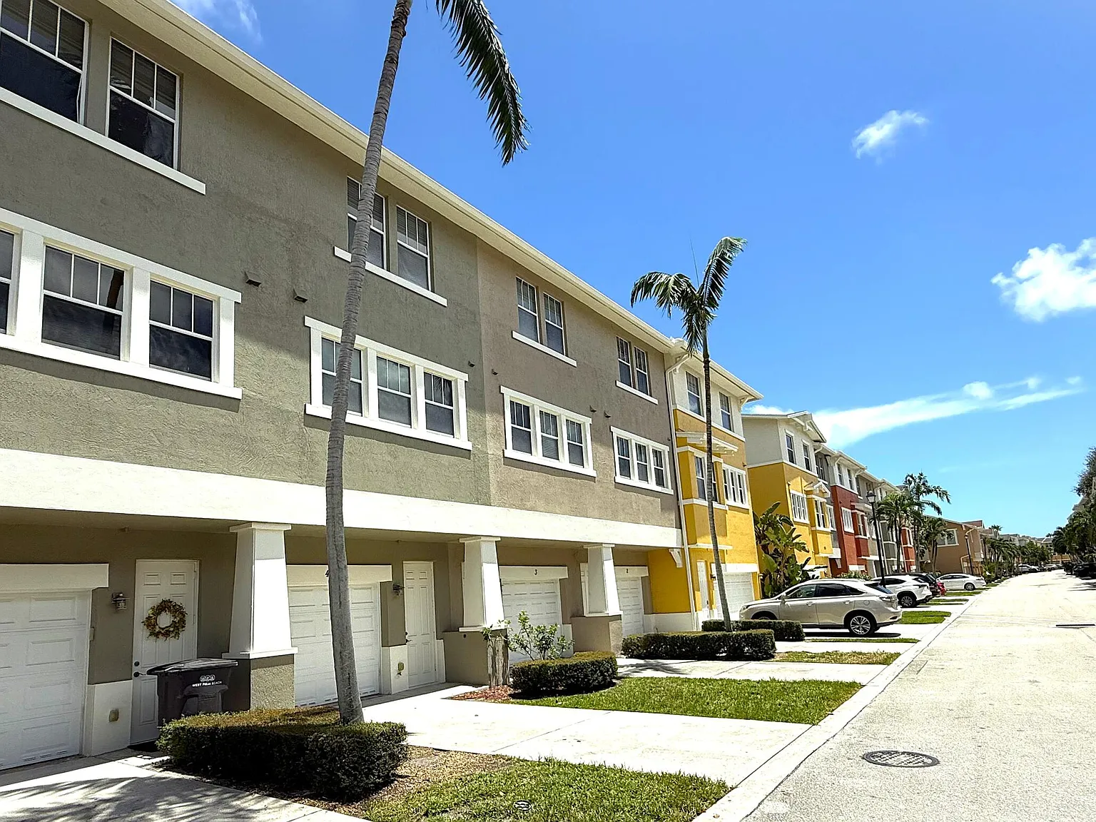 2 bed, 2.5 bath, 1448 sqft, $2,700 — Photo 4