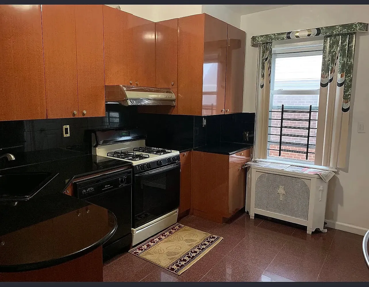 1 bed, 1764 sqft, $2,500 — Photo 2