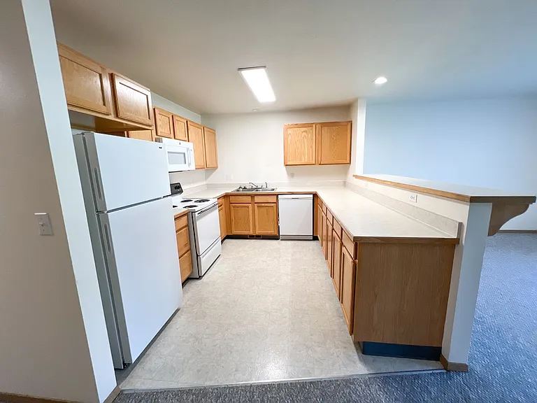 5511 Glenridge Way — Photo 14
