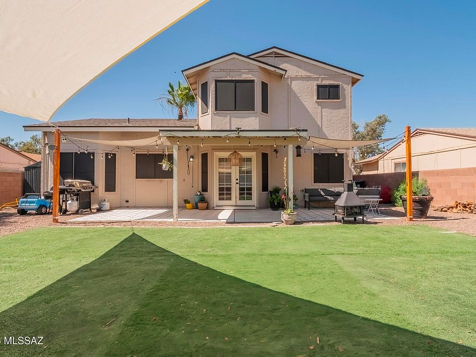 1st image of 2571 W Falbrook Way