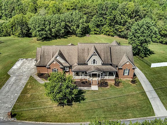 2nd image of 7165 Windwhisper Blvd