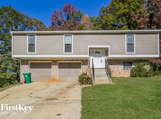 4163 Northstrand Dr, Decatur, GA 30035