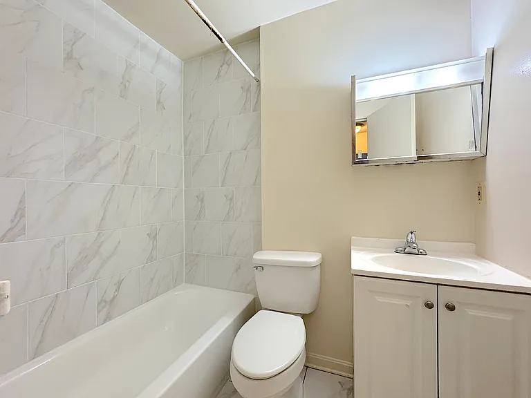 9557 Hagel Cir #B — Photo 17