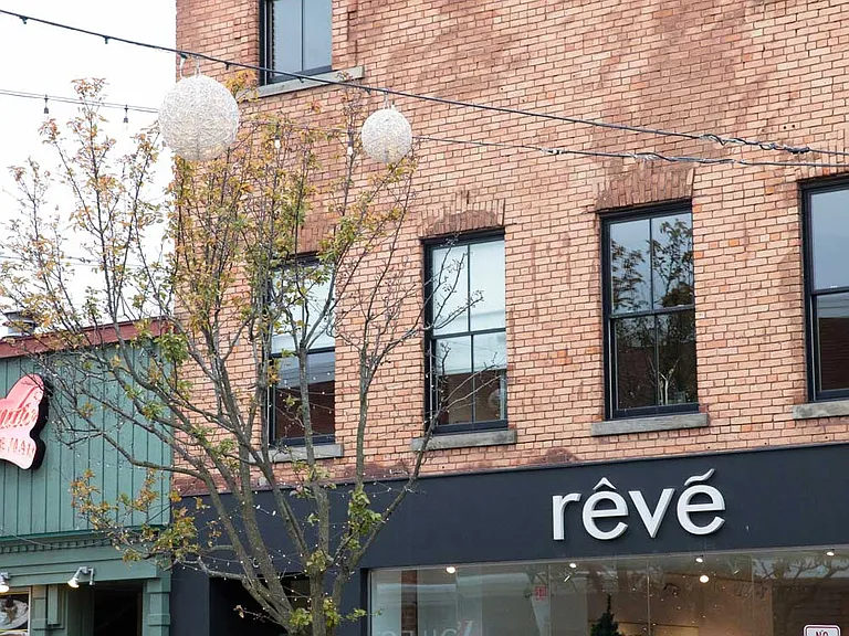 Treciti Village Apartments — Photo 18