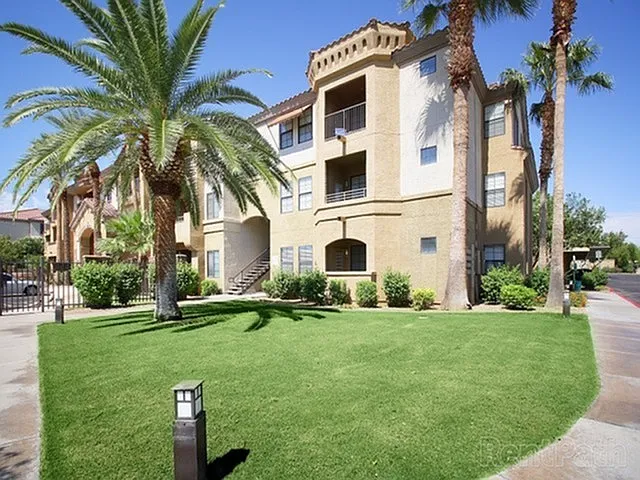5302 E Van Buren St — Photo 17