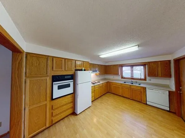 1603 E Divide Ave APT D, Bismarck, ND 58501