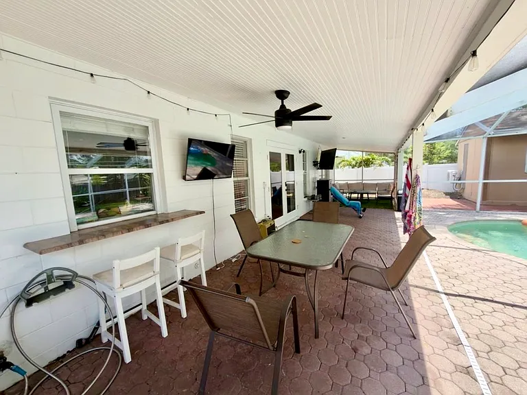 206 N Beverly Ave — Photo 15
