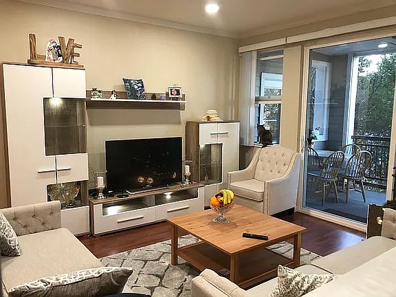 4th image of 1982 W Bayshore Rd APT 126