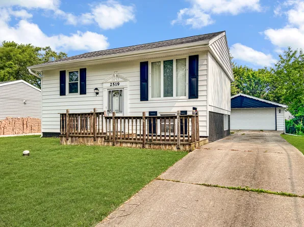 2519 Apache Ave, Sauk Village, IL 60411