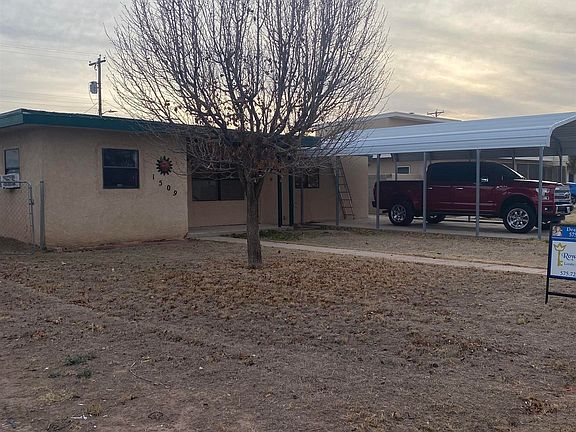 3rd image of 1509 W Yucca Ave