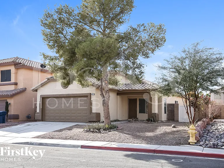 4641 Possum Berry Ln — Photo 1