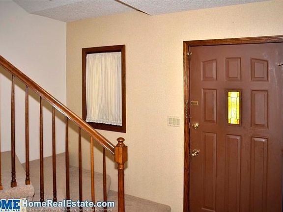 3rd image of 7426 Whitestone Dr