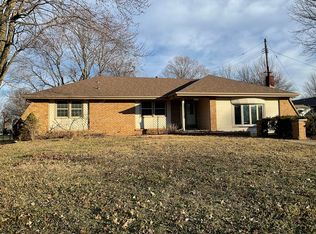 2325 E Sharon Street, Springfield, MO 65803