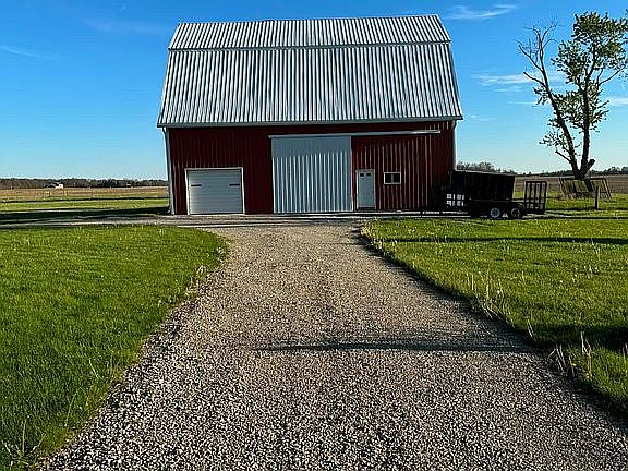 5th image of 12714 Burr Oak Rd