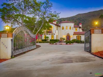 1218 Via Privada, Escondido, CA, 92029