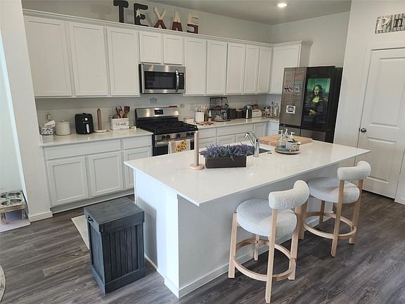 4th image of 2643 Olivine Stone Dr