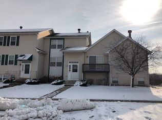 1437 Berta Dr, Crest Hill, IL 60403