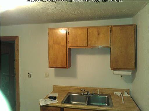 4th image of 606 21st St W