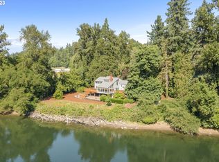 13921 Clackamas River Dr, Oregon City, OR 97045