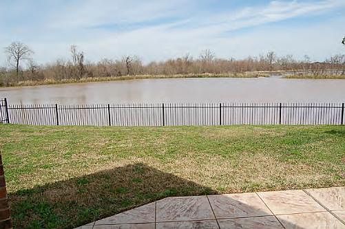 3rd image of 3923 Lakeridge Canyon Dr