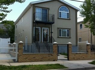 11801 202nd St, Saint Albans, NY 11412