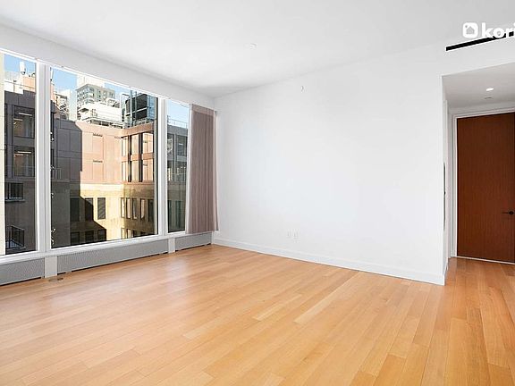 5th image of 15 E 30th St #21E