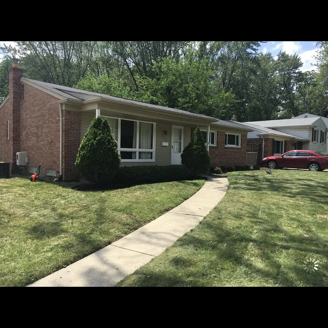 603 W Thirteen Mile Rd — Photo 1