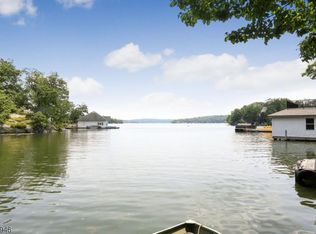 514 Lakeside Ave, Hopatcong Boro, NJ 07821