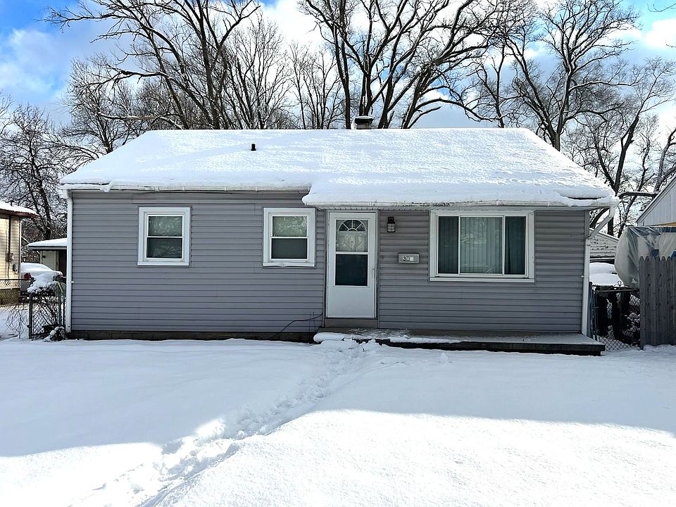 1st image of 307 E Ainsworth St