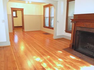 124 NW 22nd Pl APT 1, Portland, OR 97210