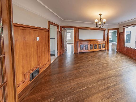 5th image of 150 Hazelwood Ave