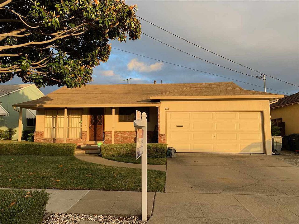 1st image of 742 Barri Dr