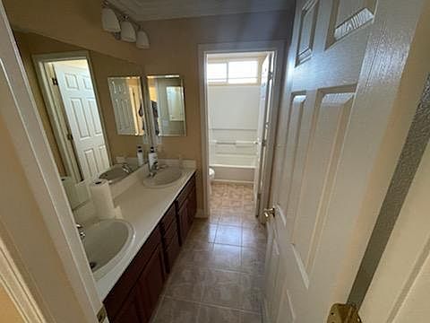 1st image of 10 Via Ventana Ct #10
