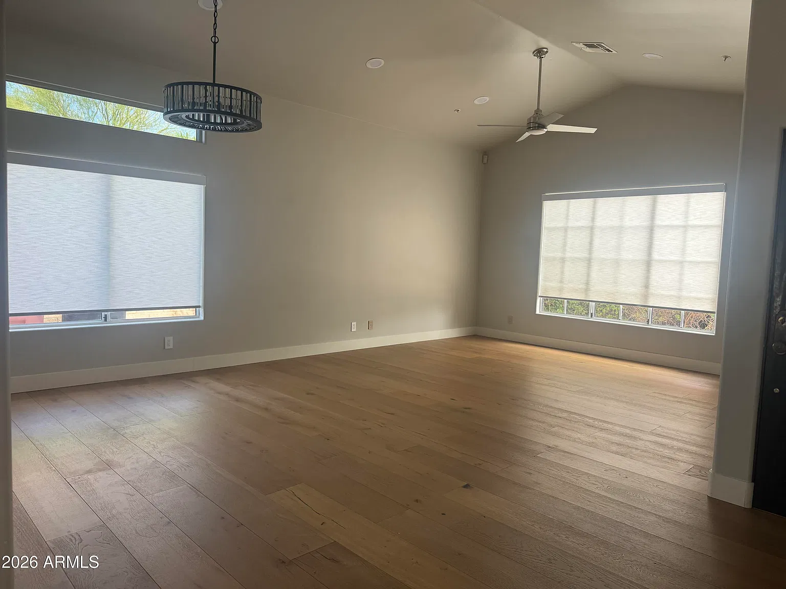 4 bed, 2.0 bath, 2487 sqft, $4,995 — Photo 4