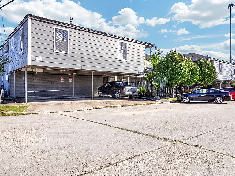 2116 Lexington St #1 — Photo 21