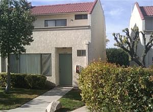 1st image of 1341 W Latham Ave
