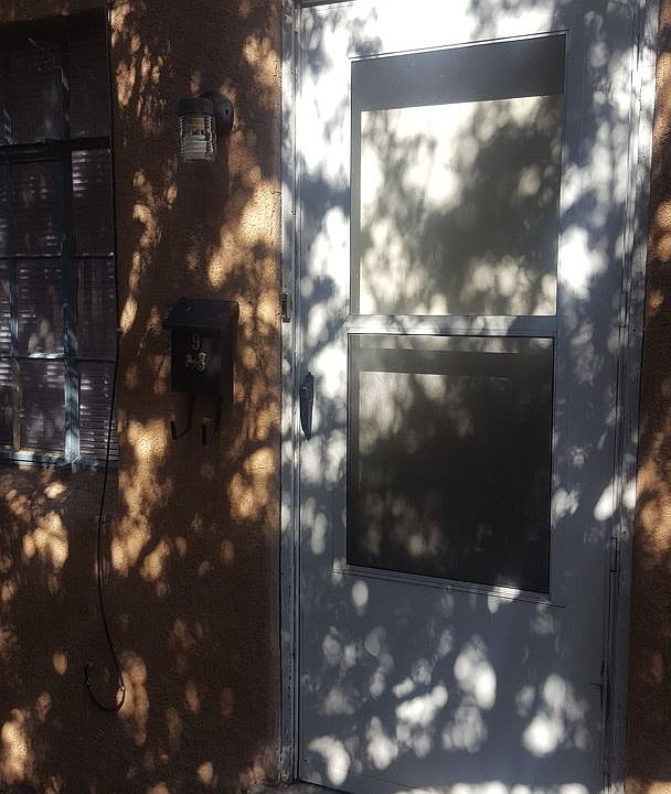 1st image of 902 Tijeras Ave NW APT 9