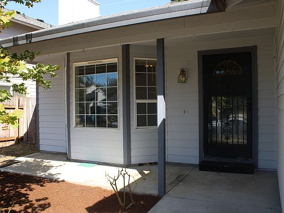 2nd image of 1815 SE 168th Ave