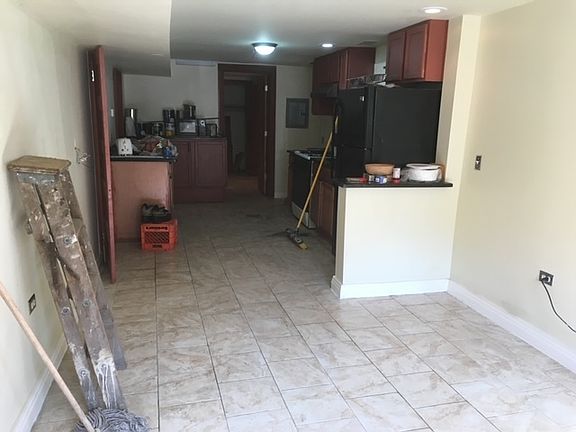 4th image of 1301 S Fairfield Ave #G